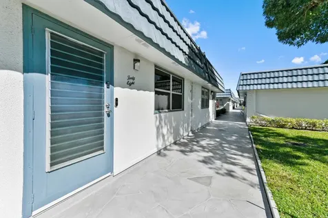 48 Waterford B Delray Beach FL 33446