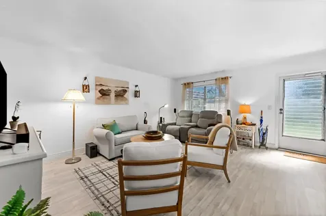48 Waterford B Delray Beach FL 33446