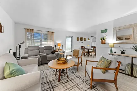48 Waterford B Delray Beach FL 33446