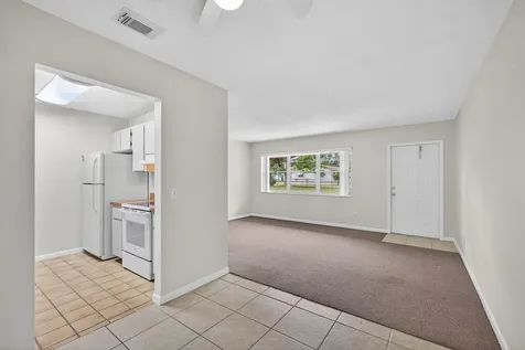 8585 Church Street Hobe Sound FL 33455