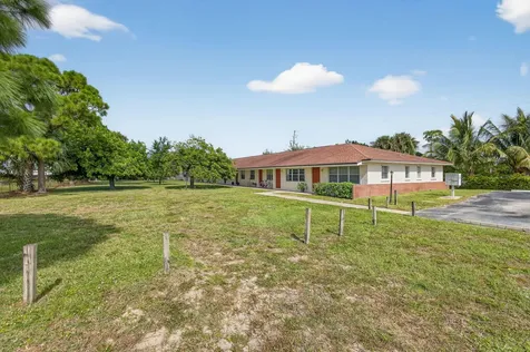 8585 Church Street Hobe Sound FL 33455