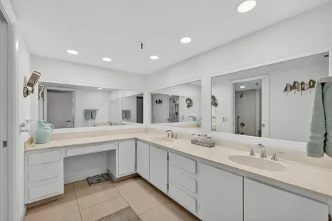 1300 S Highway A1a Jupiter FL 33477