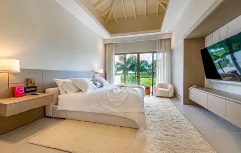 10 Los Altos Villa Casa de Campo DR 22000