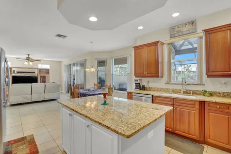 7541 Downwinds Lane Lake Worth FL 33467