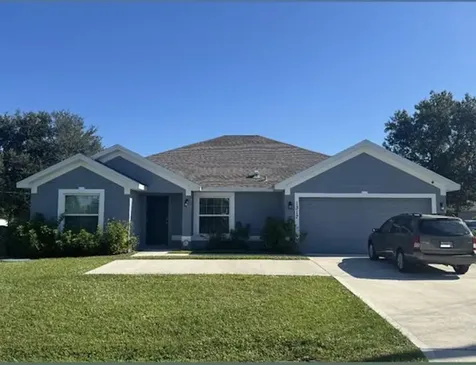 1317 Se Sandia Drive Port Saint Lucie FL 34983