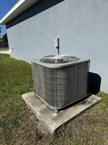 1317 Se Sandia Drive Port Saint Lucie FL 34983