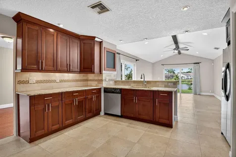 1273 Sw 25th Avenue Deerfield Beach FL 33442
