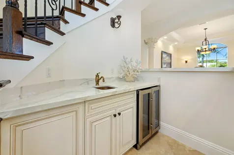 712 Ne 71st Street Boca Raton FL 33487