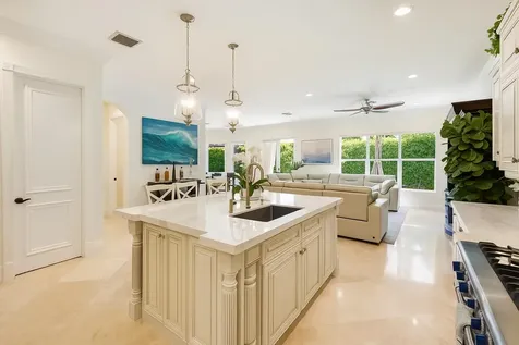 712 Ne 71st Street Boca Raton FL 33487