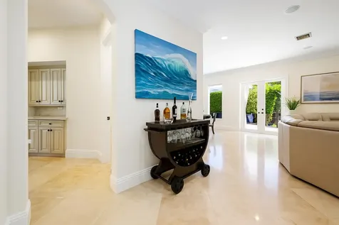 712 Ne 71st Street Boca Raton FL 33487