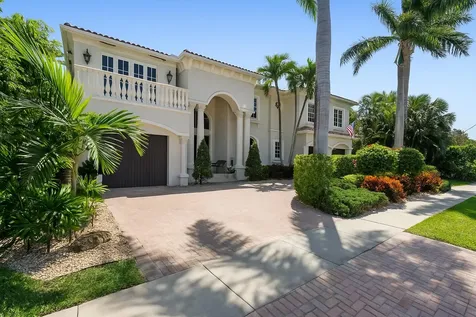 712 Ne 71st Street Boca Raton FL 33487