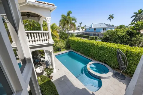 712 Ne 71st Street Boca Raton FL 33487