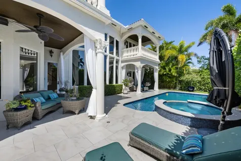 712 Ne 71st Street Boca Raton FL 33487