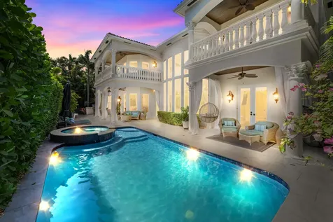 712 Ne 71st Street Boca Raton FL 33487