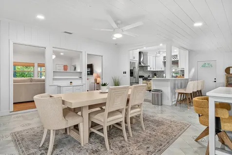 901 39th Court West Palm Beach FL 33407