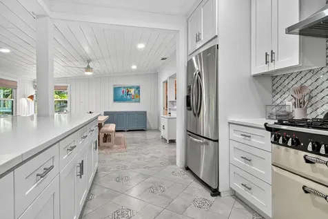 901 39th Court West Palm Beach FL 33407