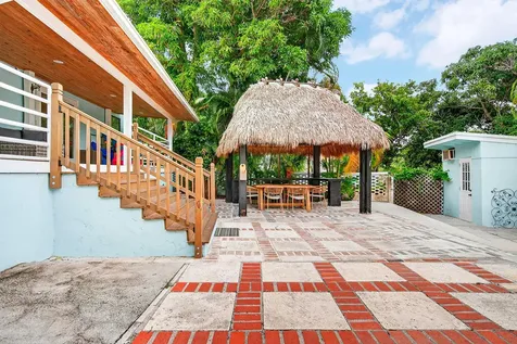 901 39th Court West Palm Beach FL 33407