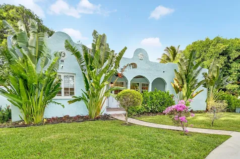 901 39th Court West Palm Beach FL 33407
