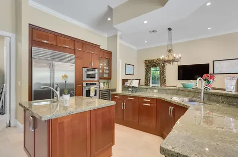 2409 Ne 12th Street Fort Lauderdale FL 33304