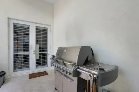 2409 Ne 12th Street Fort Lauderdale FL 33304