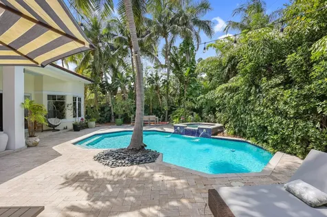 2409 Ne 12th Street Fort Lauderdale FL 33304