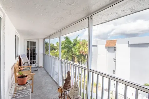 1516 S Lakeside Drive Lake Worth Beach FL 33460