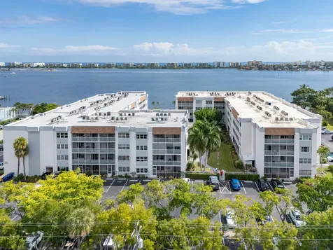 1516 S Lakeside Drive Lake Worth Beach FL 33460