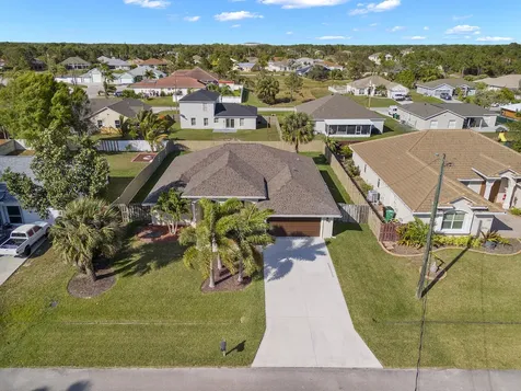 5957 Nw Brenda Circle Port Saint Lucie FL 34986