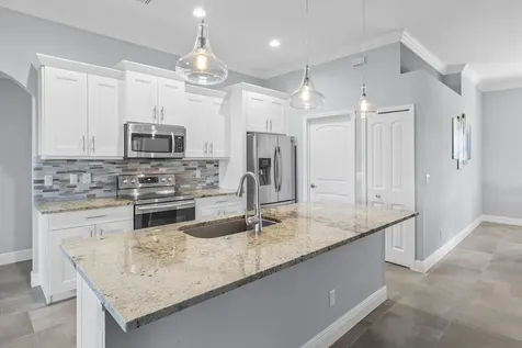 5957 Nw Brenda Circle Port Saint Lucie FL 34986