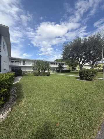 268 Windsor L West Palm Beach FL 33417
