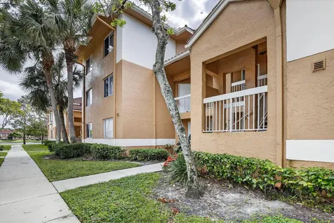 832 Nw 92nd Avenue Plantation FL 33324
