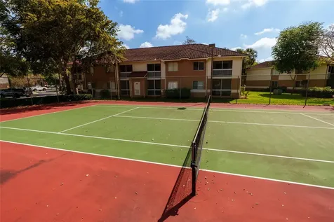 832 Nw 92nd Avenue Plantation FL 33324