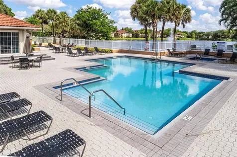 832 Nw 92nd Avenue Plantation FL 33324