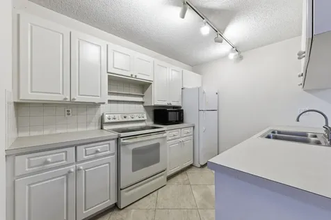 7511 75th Way West Palm Beach FL 33407