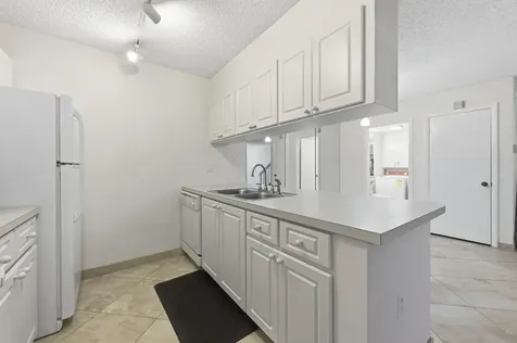 7511 75th Way West Palm Beach FL 33407