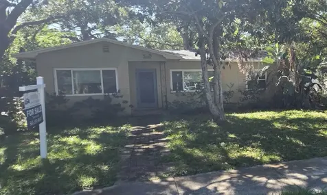 6120 9th Avenue Gulfport FL 33707