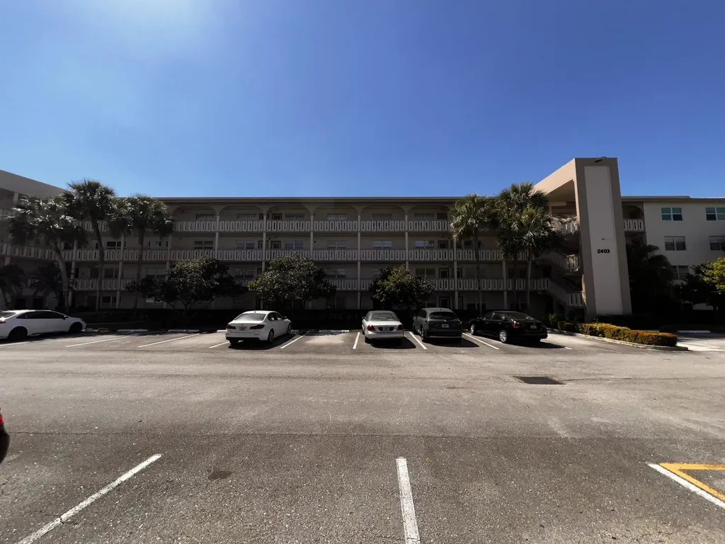 2403 Antigua Circle Coconut Creek FL 33066