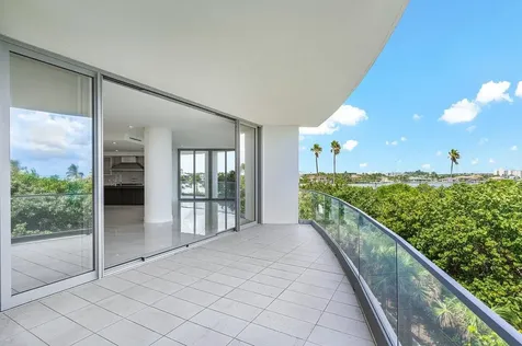 1500 S Beach Road Tequesta FL 33469