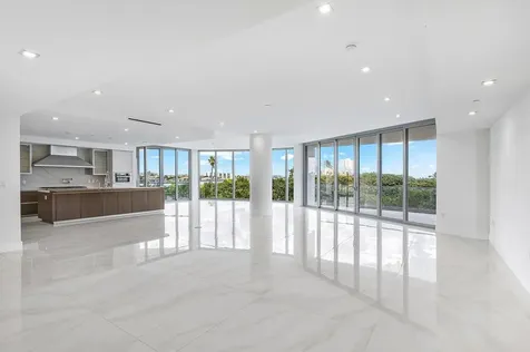 1500 S Beach Road Tequesta FL 33469