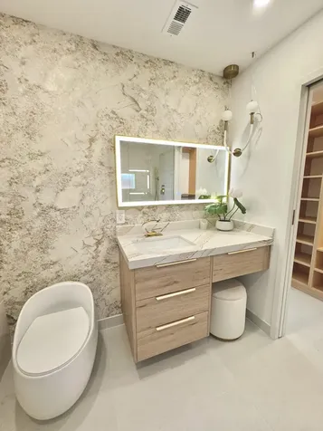 21583 Guadalajara Avenue Boca Raton FL 33433