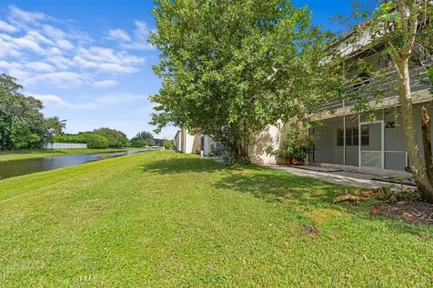 10693 N Military Trail Palm Beach Gardens FL 33410