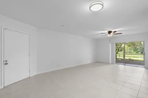 10693 N Military Trail Palm Beach Gardens FL 33410