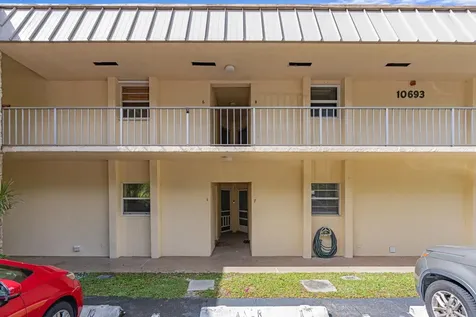 10693 N Military Trail Palm Beach Gardens FL 33410