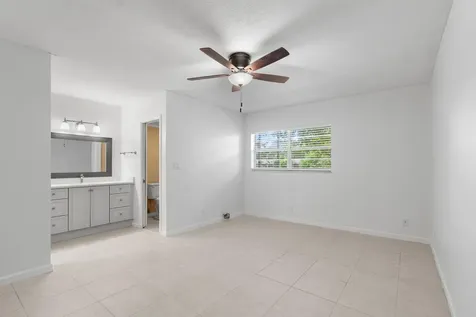 10693 N Military Trail Palm Beach Gardens FL 33410