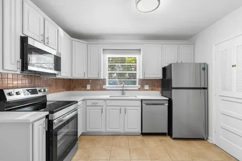 10693 N Military Trail Palm Beach Gardens FL 33410