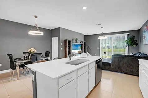 226 Se Woodbark Street Port Saint Lucie FL 34984