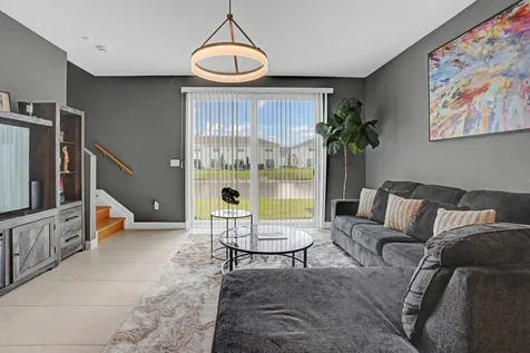 226 Se Woodbark Street Port Saint Lucie FL 34984