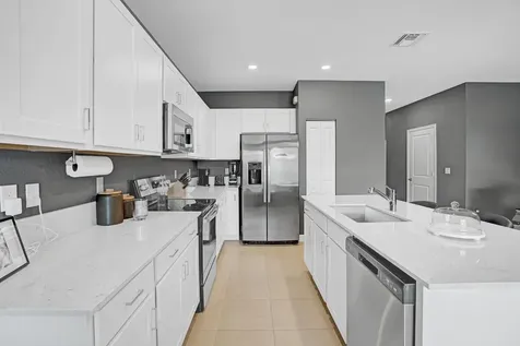 226 Se Woodbark Street Port Saint Lucie FL 34984