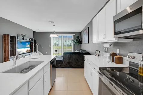 226 Se Woodbark Street Port Saint Lucie FL 34984