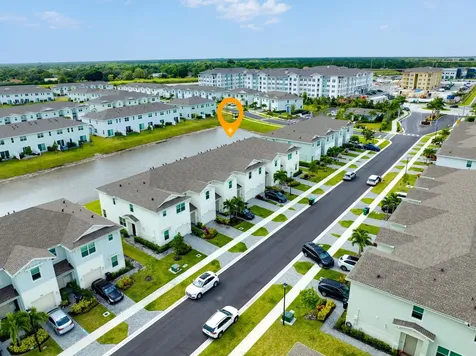226 Se Woodbark Street Port Saint Lucie FL 34984